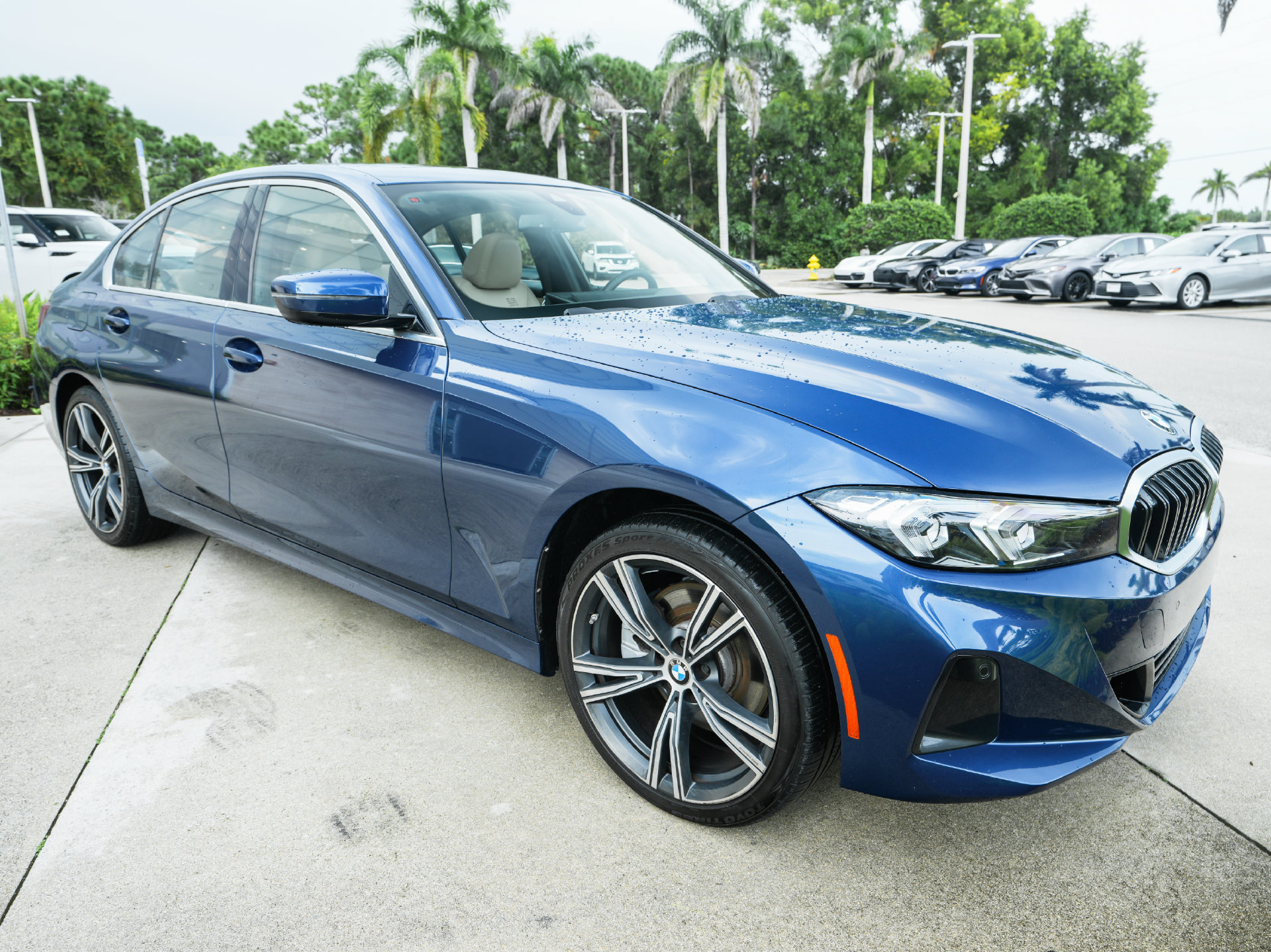 Used 2024 BMW 330i Sedan w/ Convenience Package RWD image 29