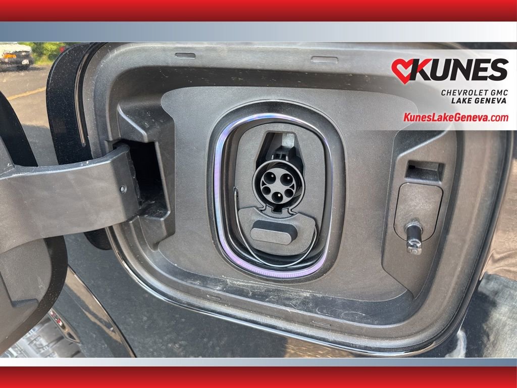 New 2025 GMC Sierra EV Denali image 7