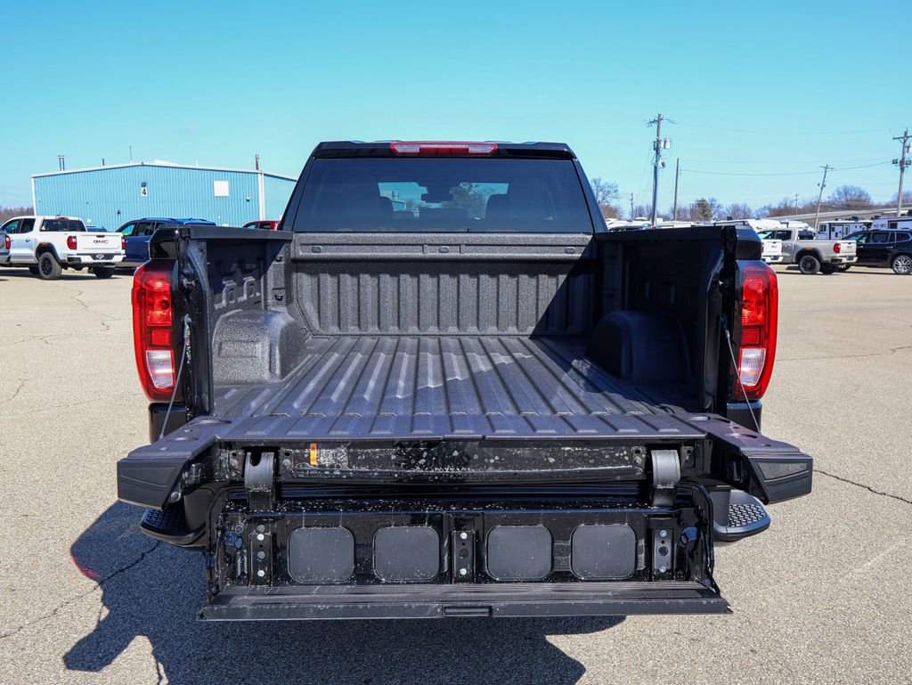 New 2026 GMC Sierra 1500 Pro w/ Graphite Edition image 5