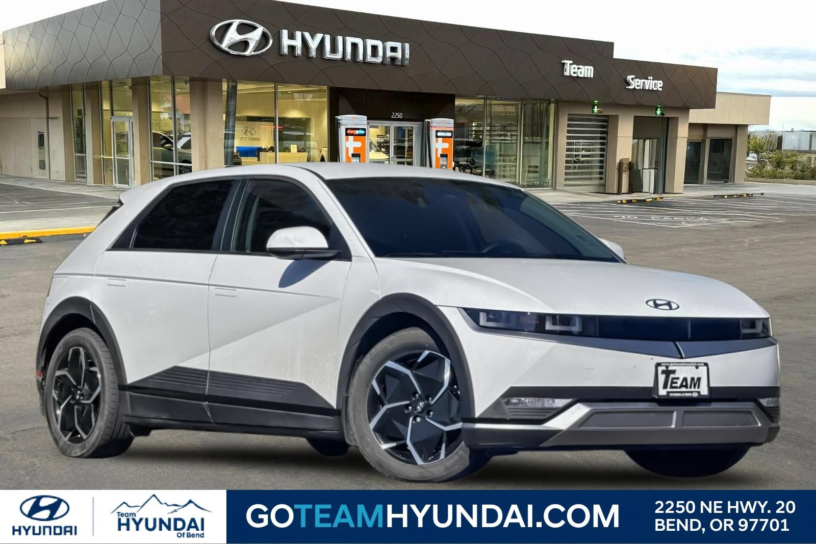 Certified 2024 Hyundai Ioniq 5 SE AWD/4WD image 1