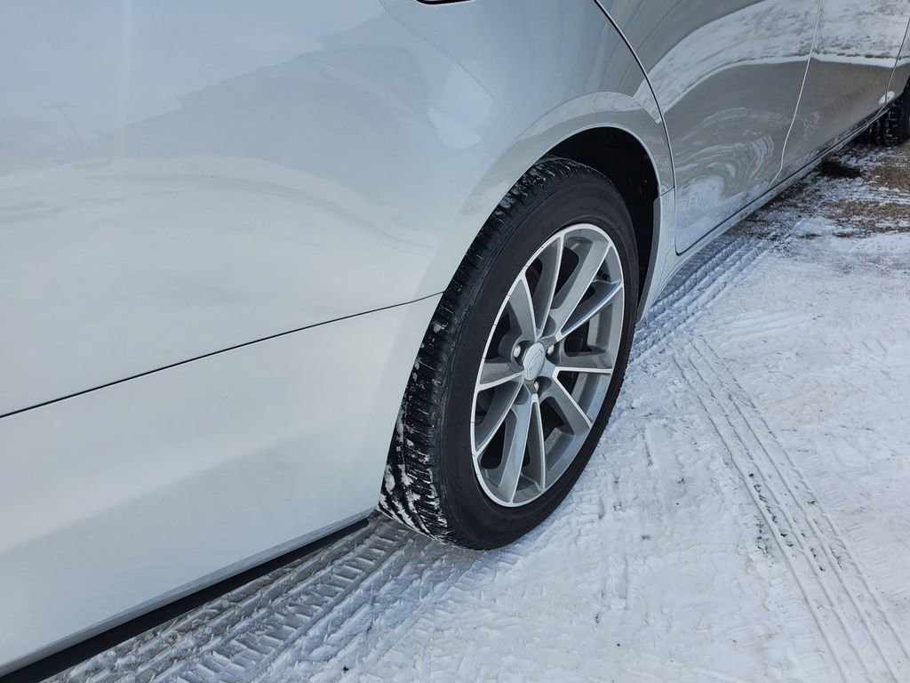 Used 2018 Cadillac CTS Luxury image 14