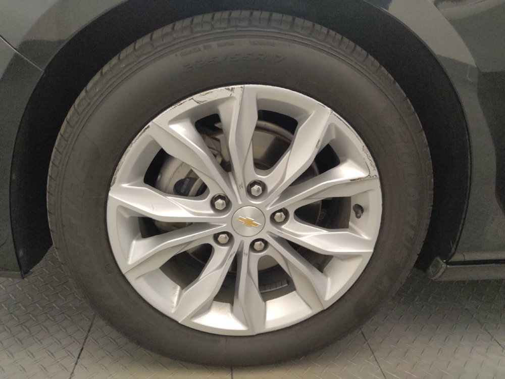 Used 2023 Chevrolet Malibu LT FWD image 31