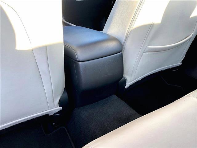 Used 2023 MAZDA MAZDA3 s image 25