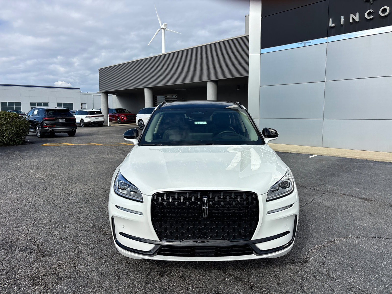 New 2026 Lincoln Corsair Reserve image 2