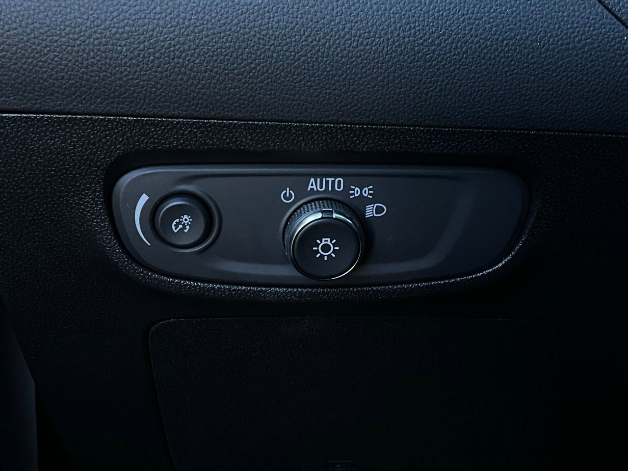 Used 2025 Buick Encore GX Preferred image 20