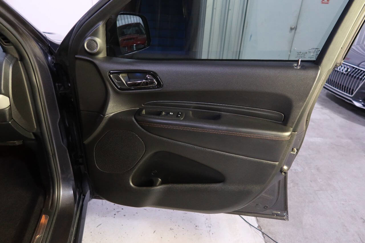 Used 2021 Dodge Durango R/T w/ Blacktop Package RWD image 31