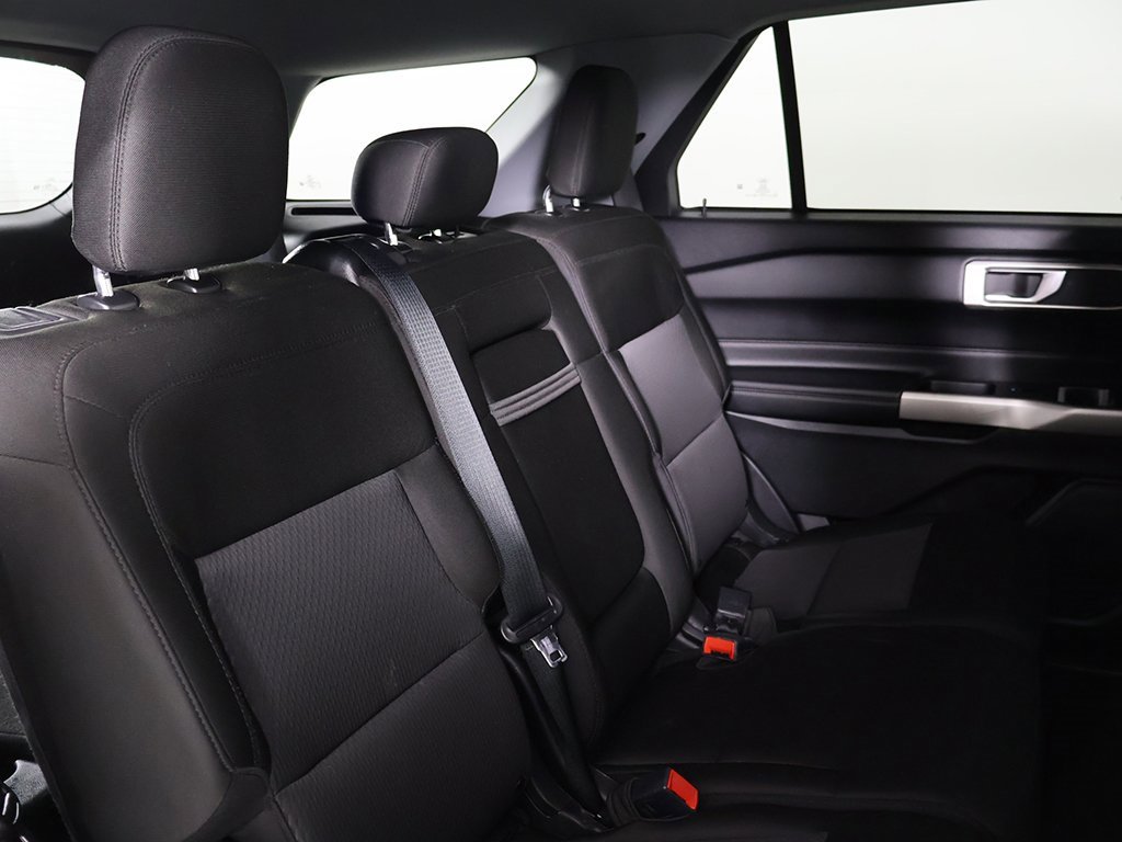 Used 2022 Ford Explorer XLT image 28