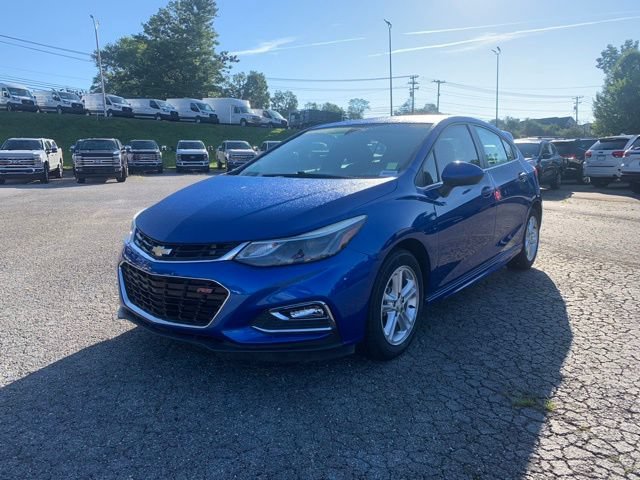 Used 2017 Chevrolet Cruze LT w/ Convenience Package FWD image 4