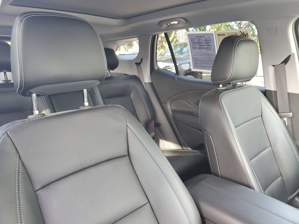 Certified 2023 GMC Terrain SLT w/ Infotainment Package II AWD/4WD image 24