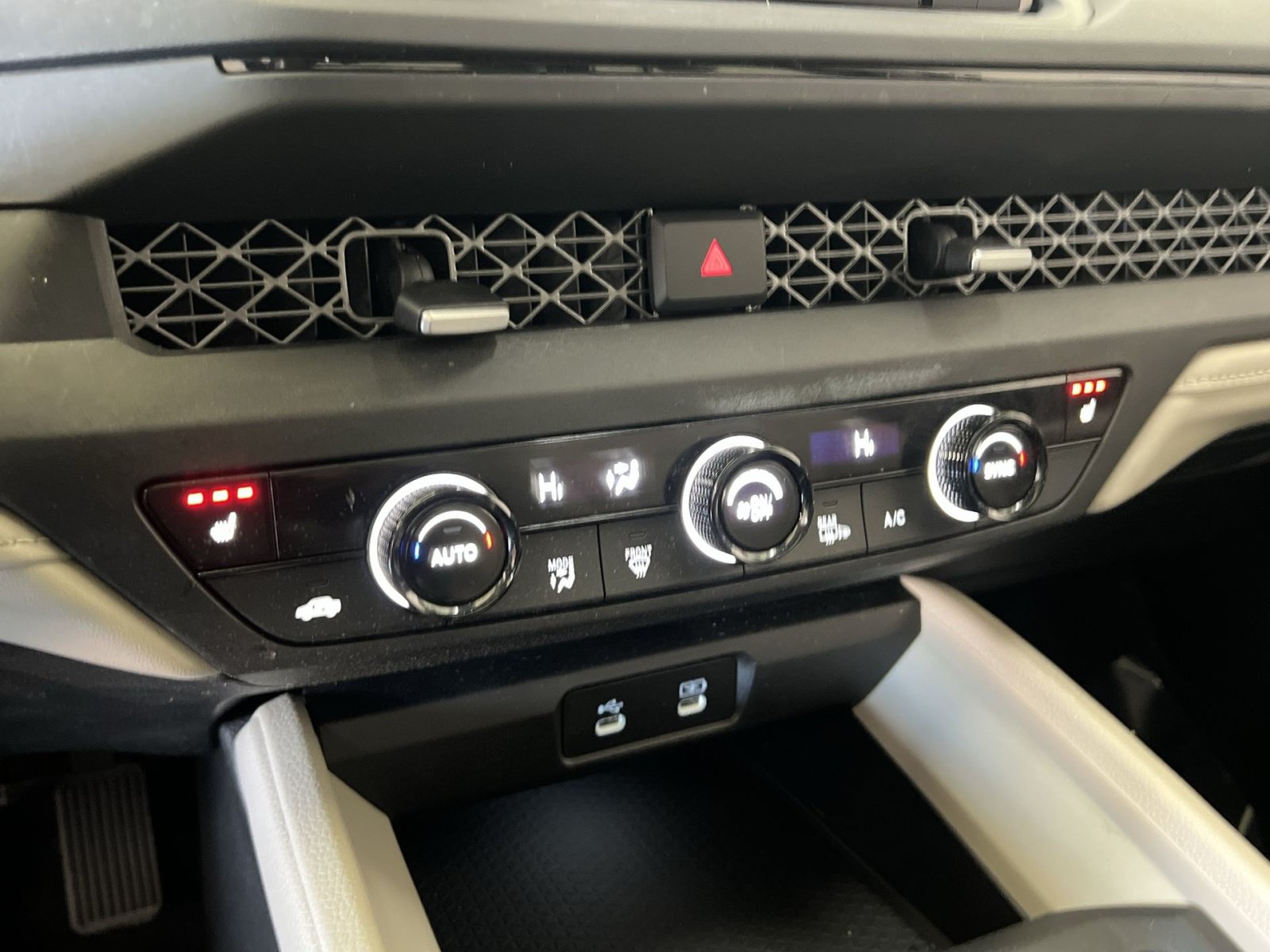 Used 2023 Honda Accord EX image 20