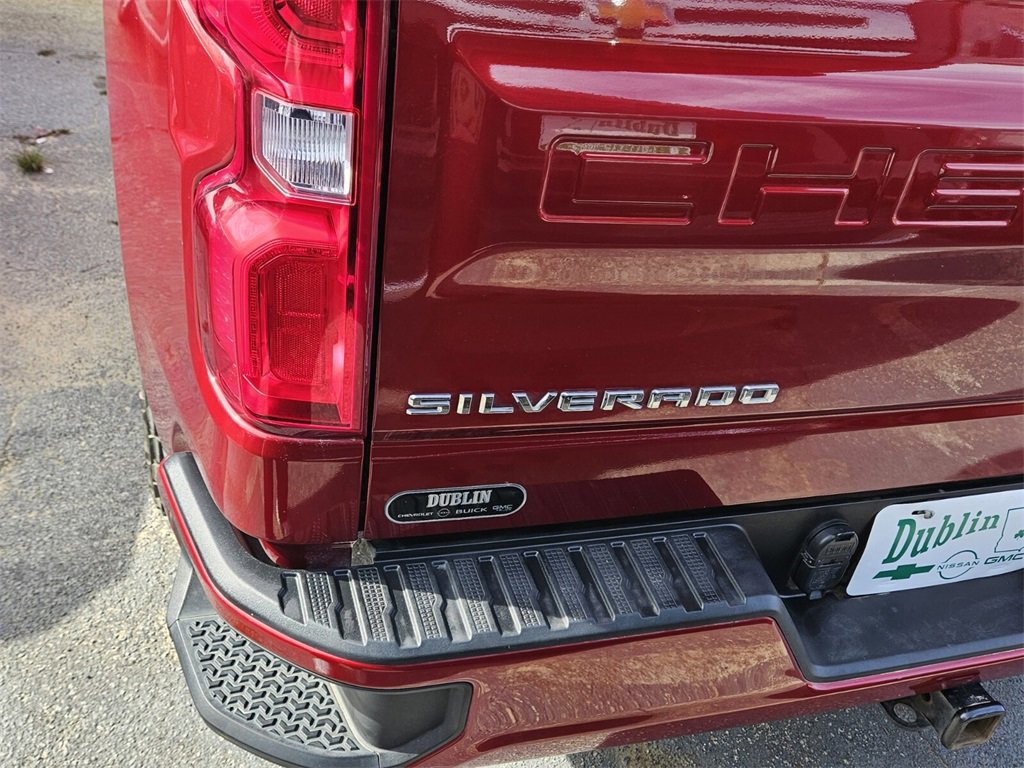 Used 2023 Chevrolet Silverado 1500 RST w/ Protection Package image 12