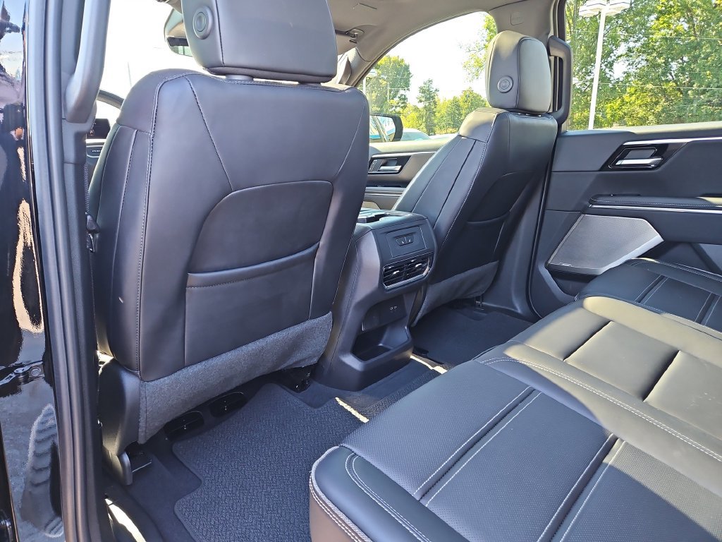 Used 2025 GMC Sierra EV Denali AWD/4WD image 17