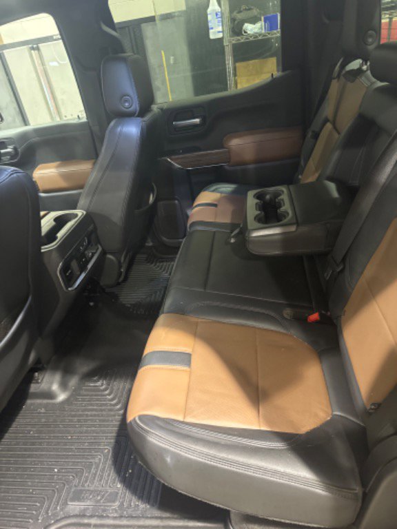 Used 2021 Chevrolet Silverado 1500 High Country w/ Technology Package image 46