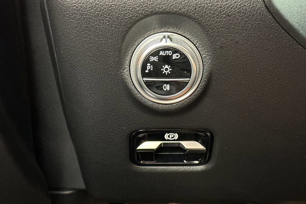Certified 2024 Mercedes-Benz C 300 Sedan image 34