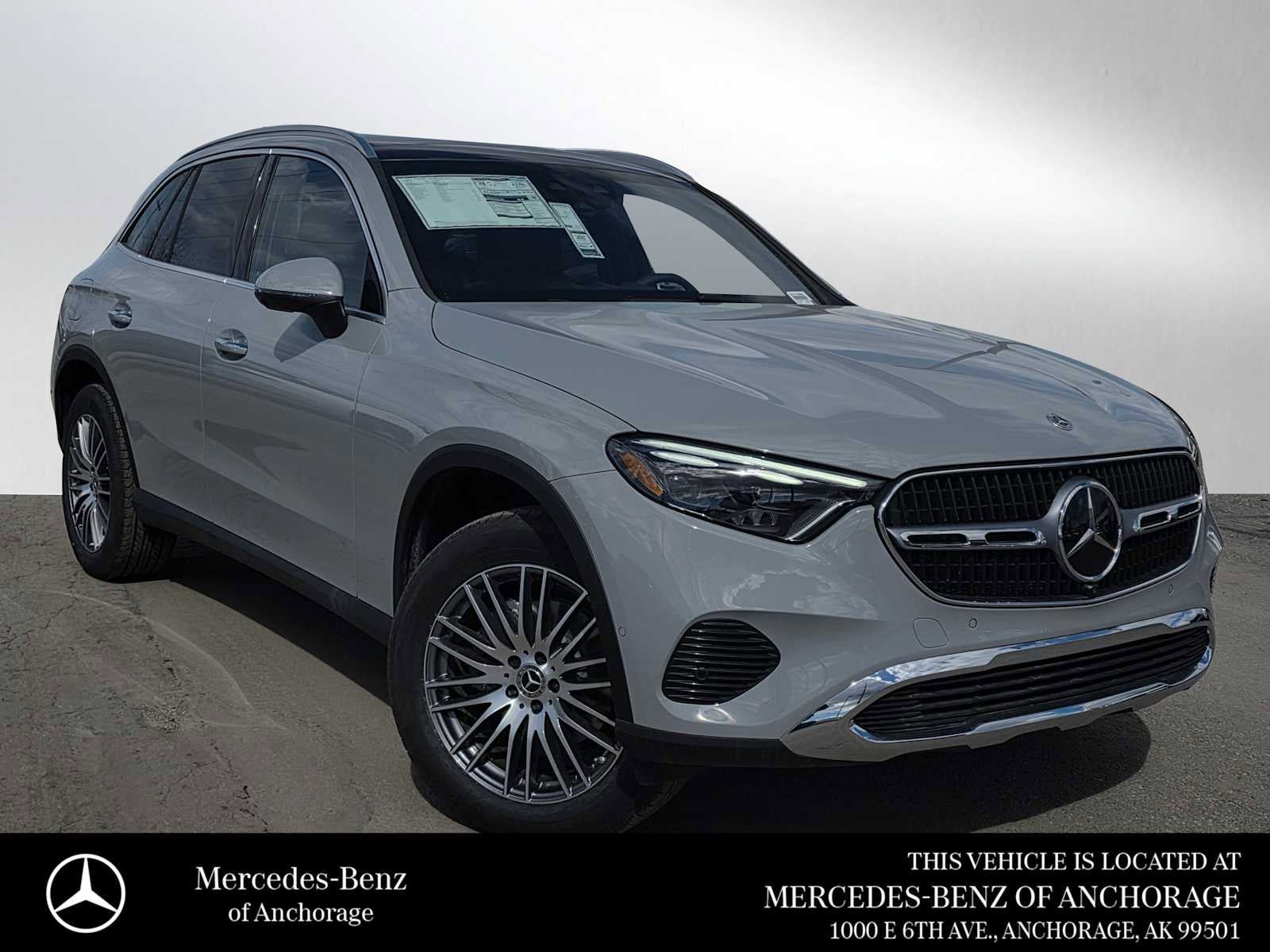 New 2026 Mercedes-Benz GLC 300 4MATIC image 1