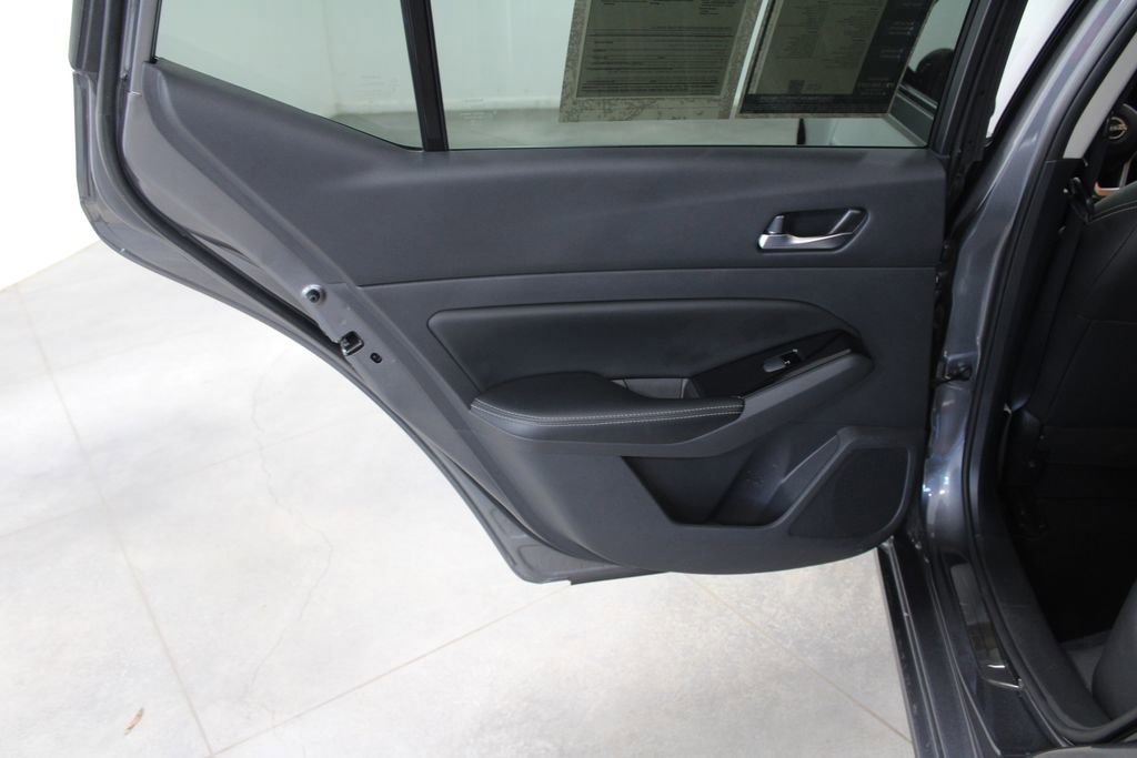 Used 2024 Nissan Altima 2.5 SL image 26