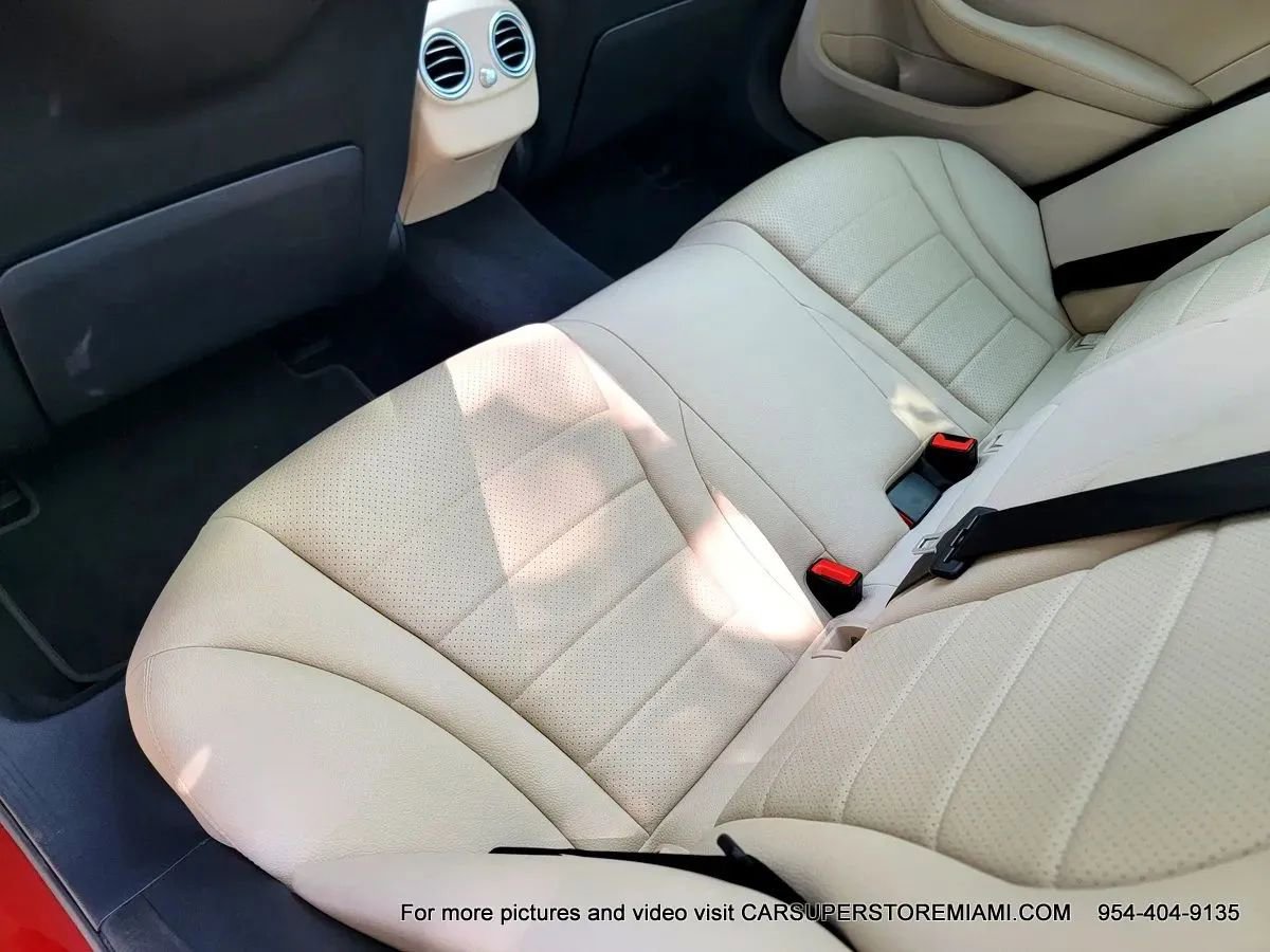 Used 2018 Mercedes-Benz C 300 Sedan image 49