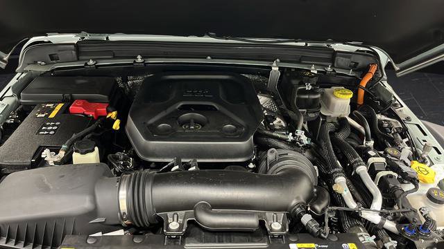 Used 2024 Jeep Wrangler Unlimited image 27