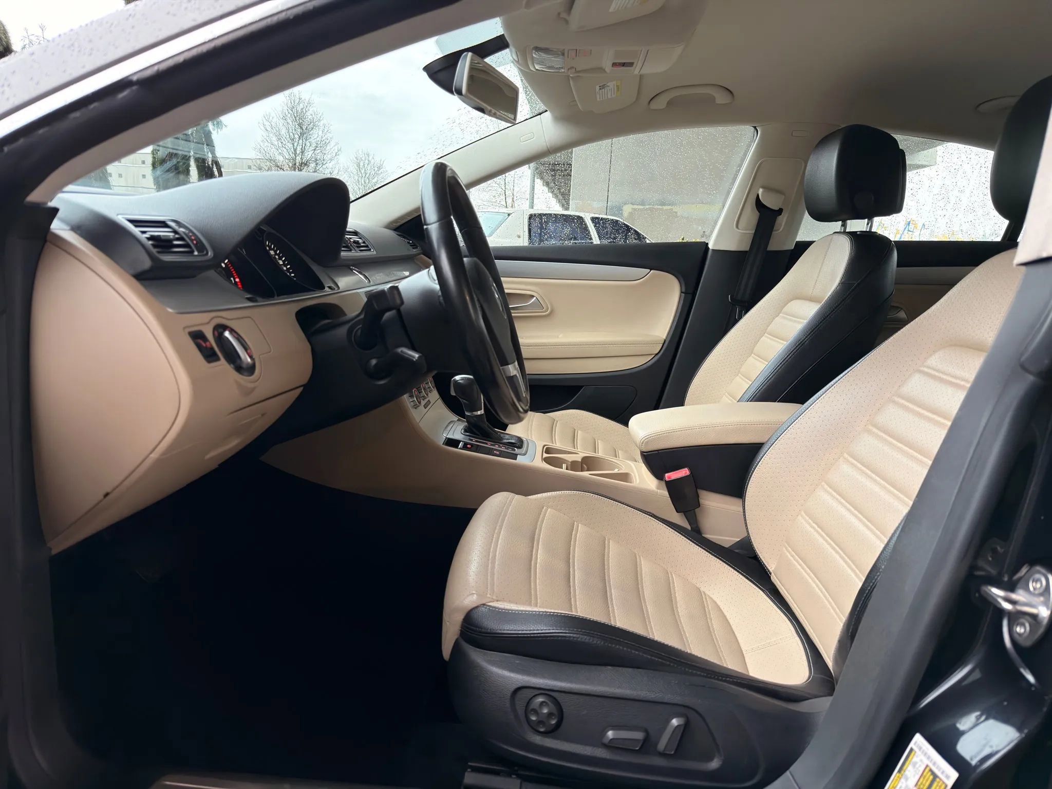 Used 2015 Volkswagen CC Sport image 22