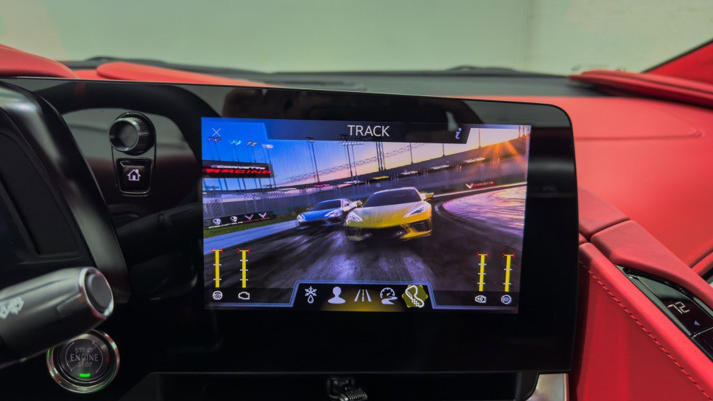 Used 2024 Chevrolet Corvette Stingray Premium Conv w/ Z51 Performance Package image 48