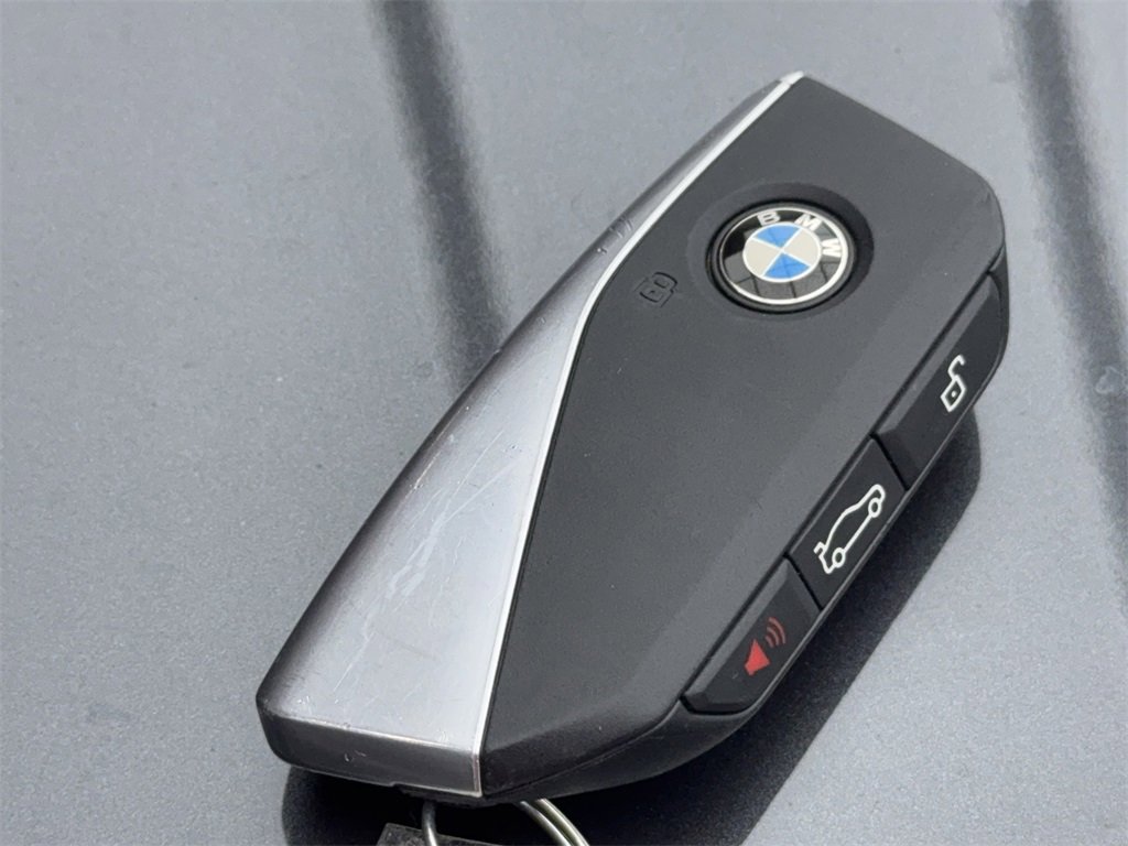 Used 2024 BMW i5 eDrive40i image 60