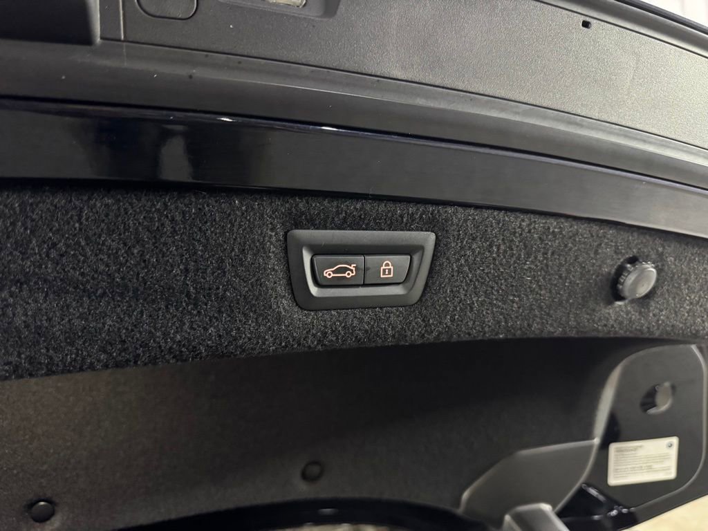 Used 2019 BMW M850i xDrive M850i xDrive w/ Comfort Seating Package image 46