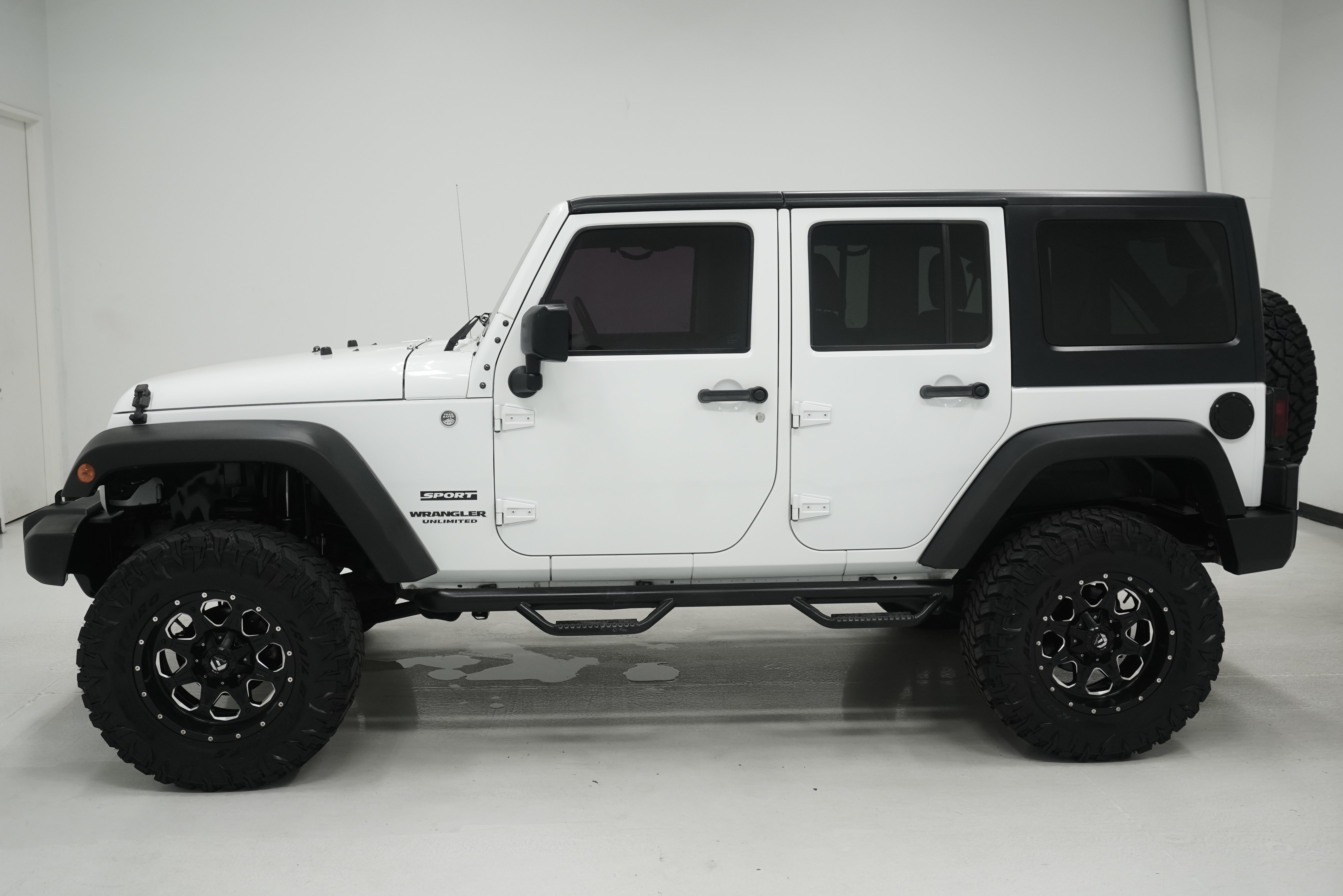 Used 2015 Jeep Wrangler Unlimited Sport w/ Quick Order Package 24S AWD/4WD image 7