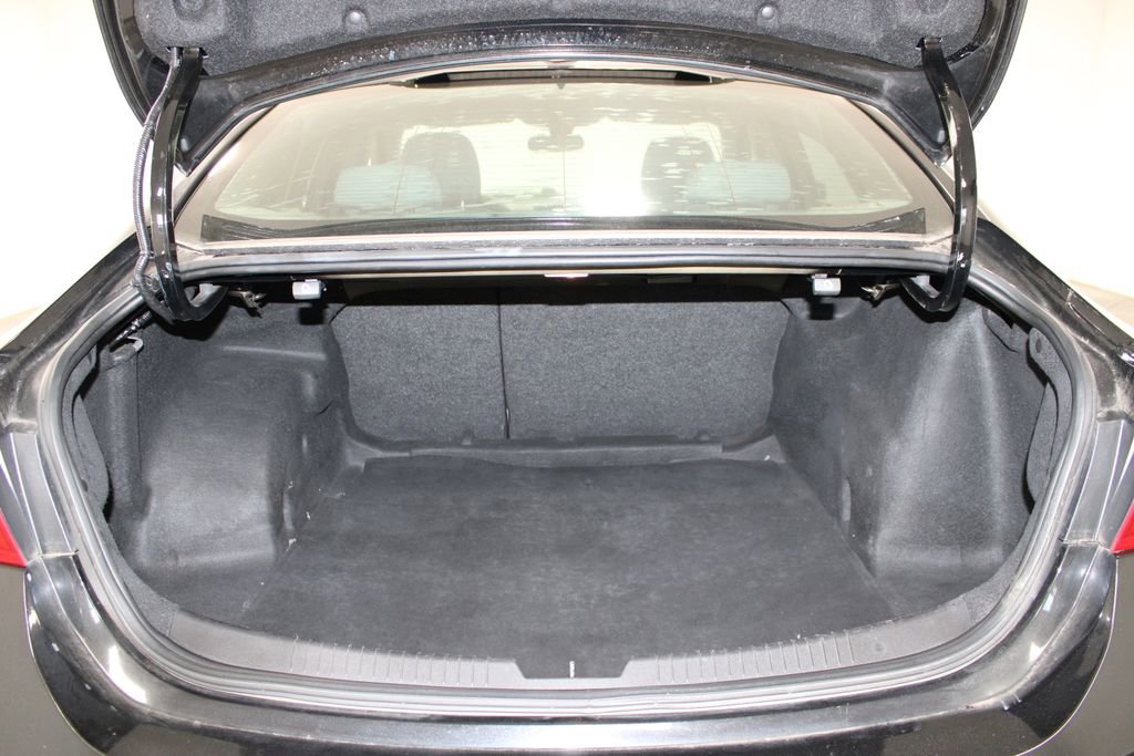 Used 2017 Chevrolet Malibu LS image 14