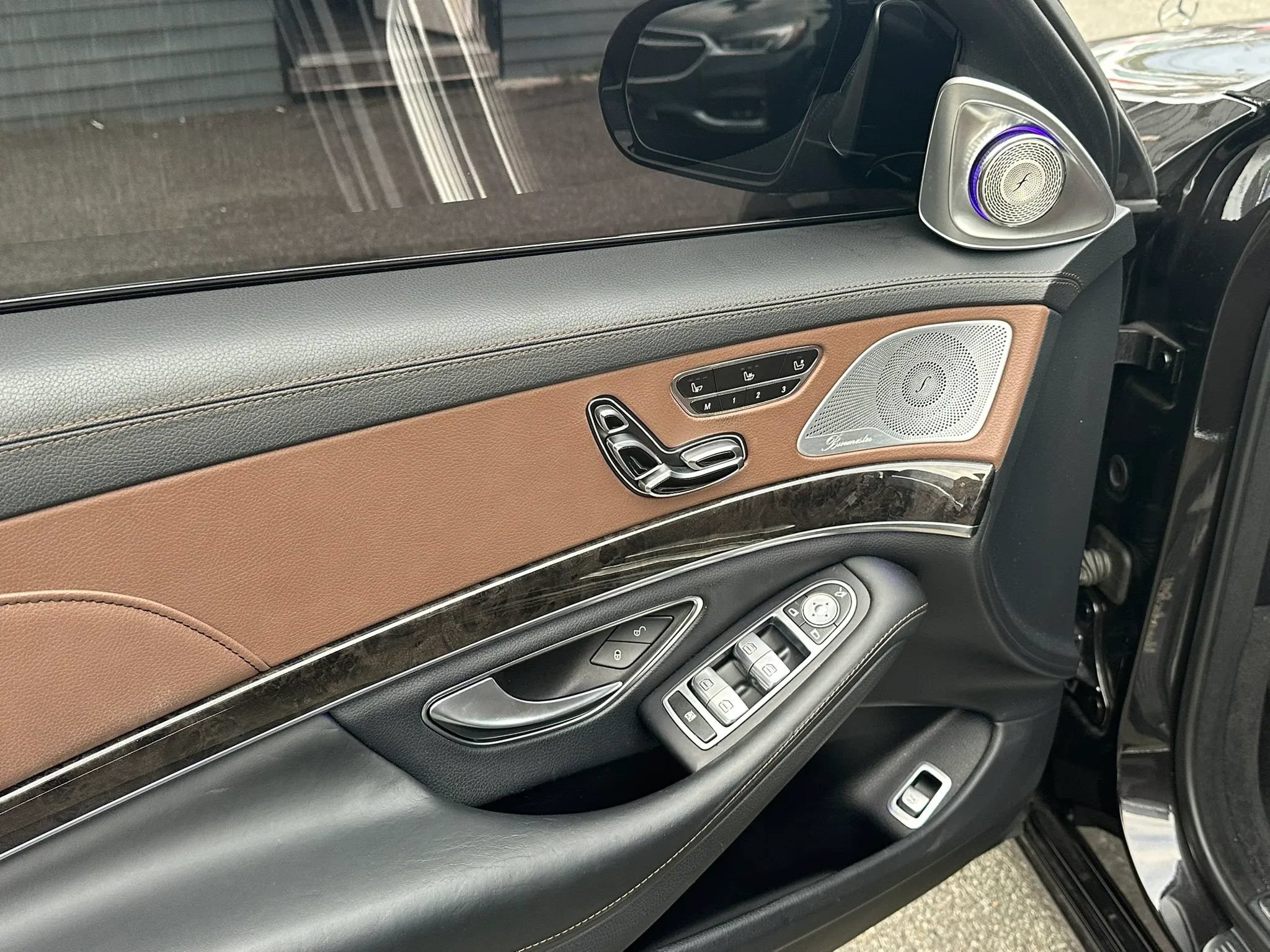 Used 2014 Mercedes-Benz S 550 Sedan image 15