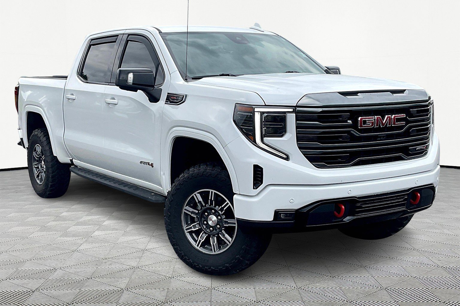 Used 2024 GMC Sierra 1500 AT4 w/ Technology Package image 1