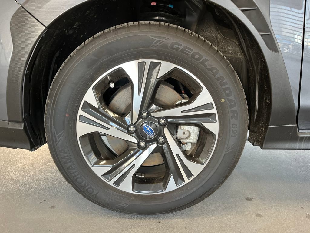 Certified 2025 Subaru Crosstrek 2.0i Premium w/ Popular Package #3 AWD/4WD image 5