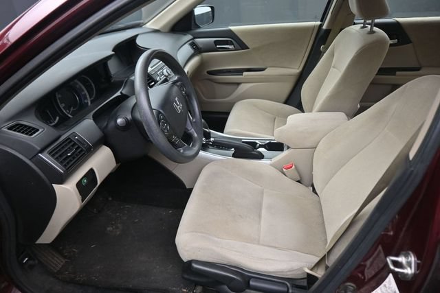 Used 2013 Honda Accord LX image 21