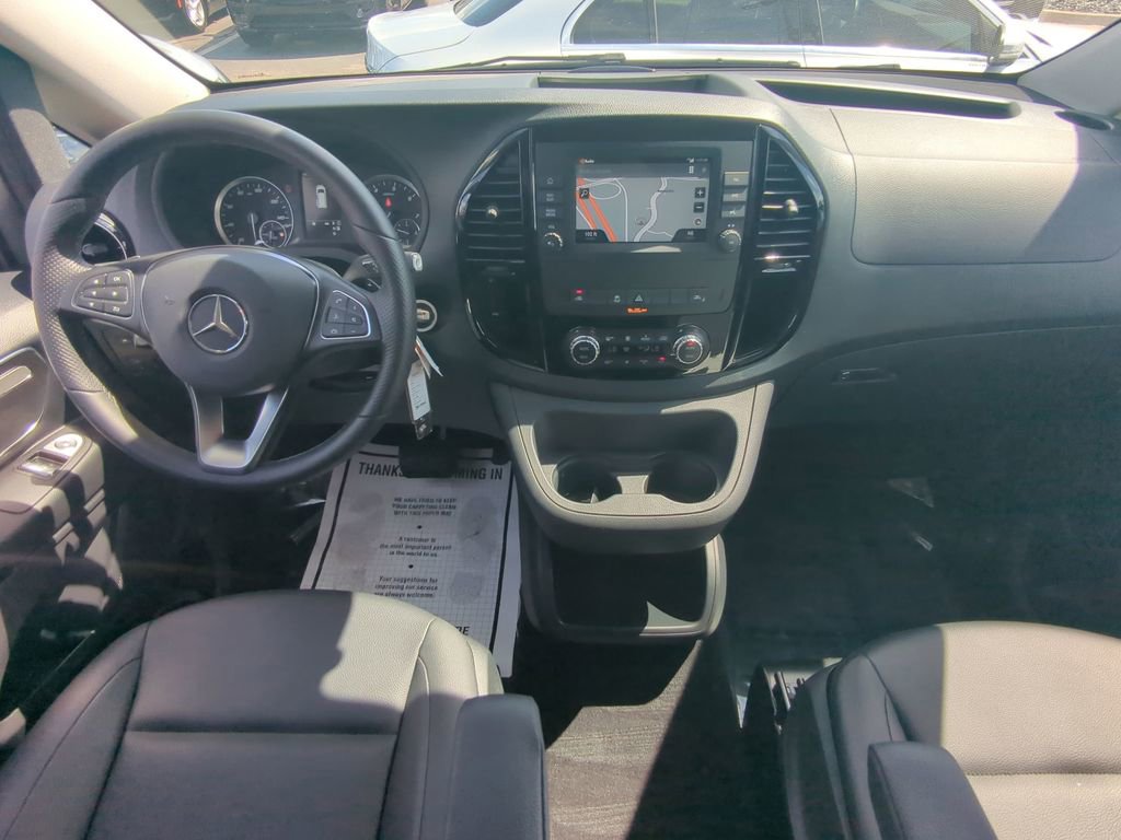 Used 2023 Mercedes-Benz Metris Passenger image 2