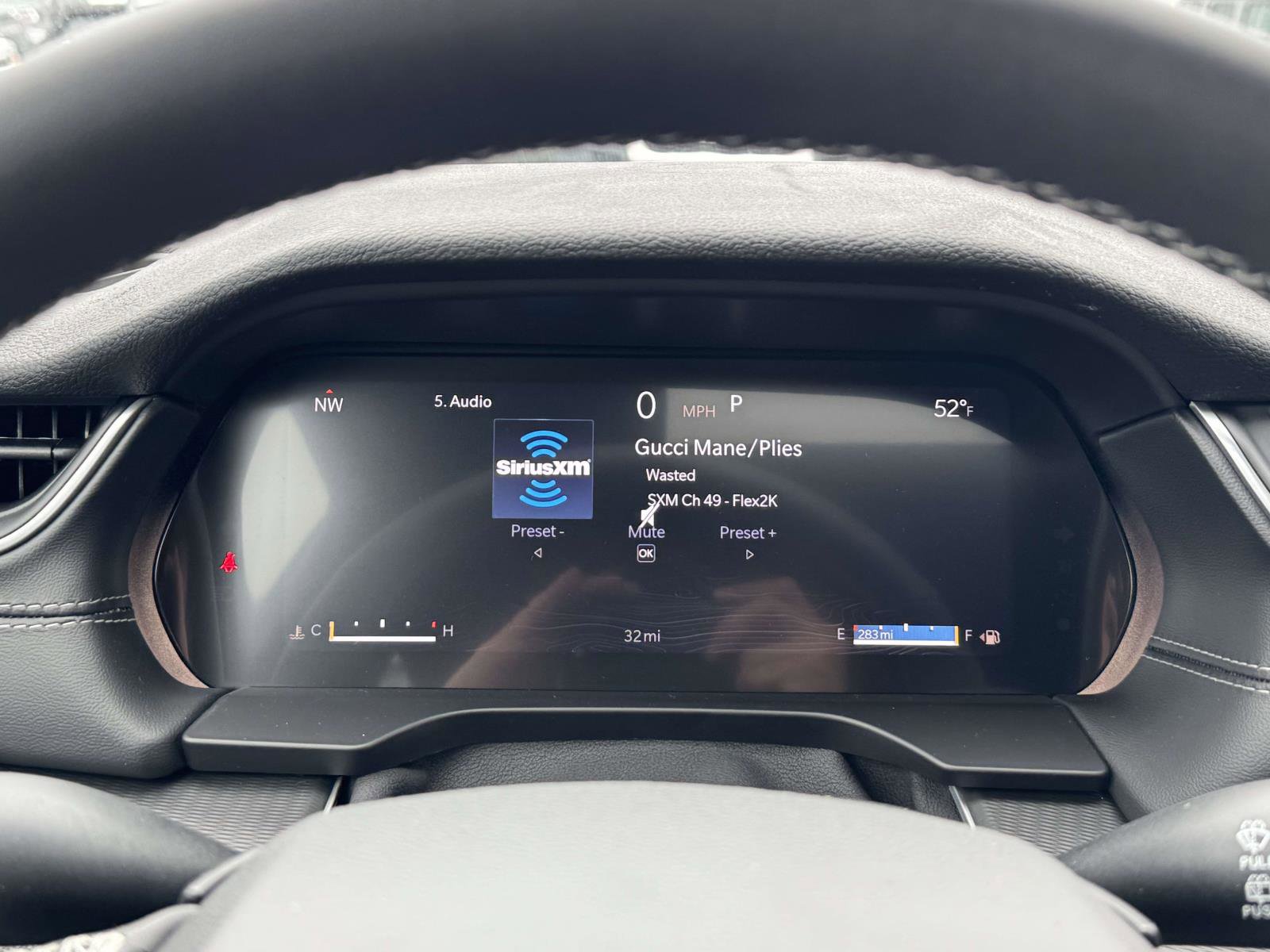 New 2025 Jeep Grand Cherokee L Altitude AWD/4WD image 18