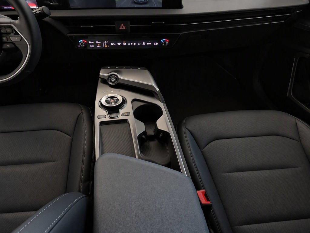 Certified 2024 Kia EV6 Wind AWD/4WD image 29