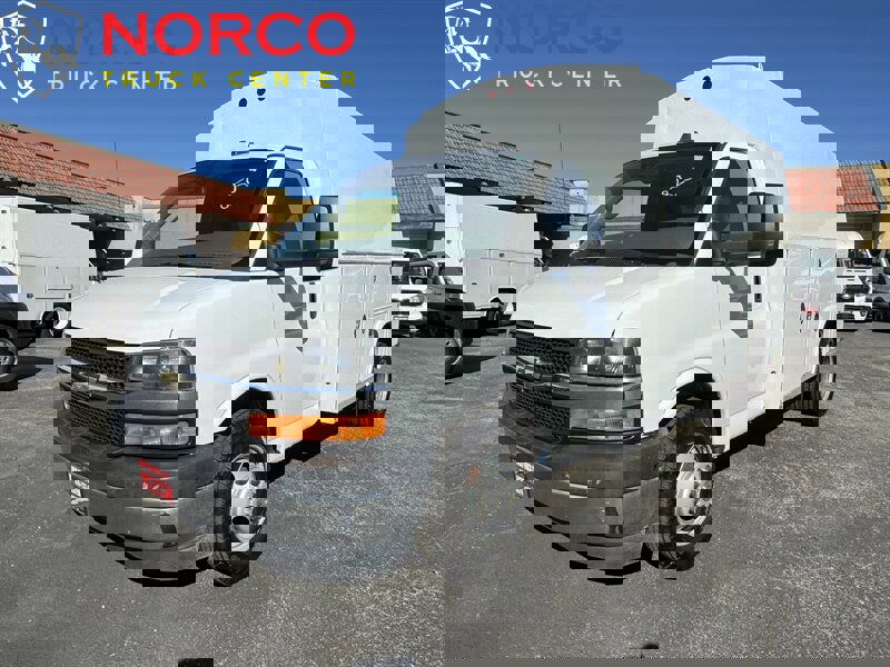 Used 2019 Chevrolet Express 3500 3500 w/ Power Convenience Package image 7