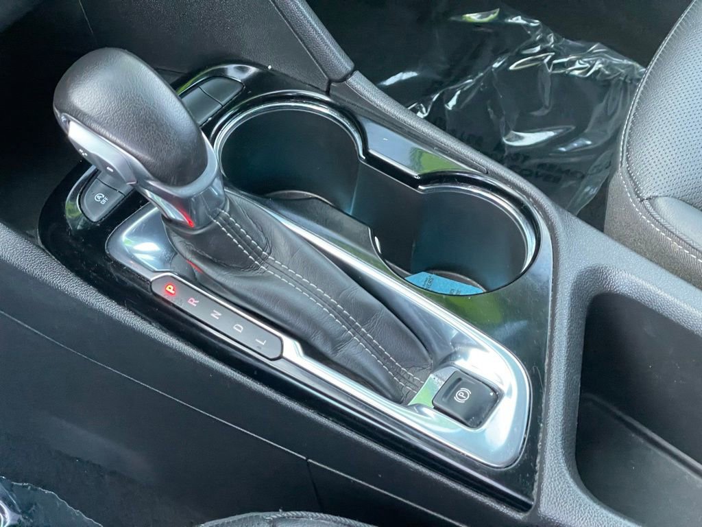 Used 2024 Buick Encore GX Sport Touring image 20