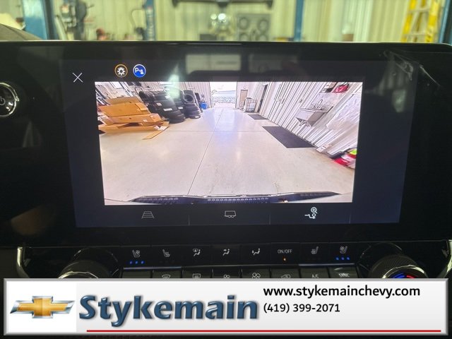 New 2025 Chevrolet Colorado Z71 w/ Midnight Edition image 23