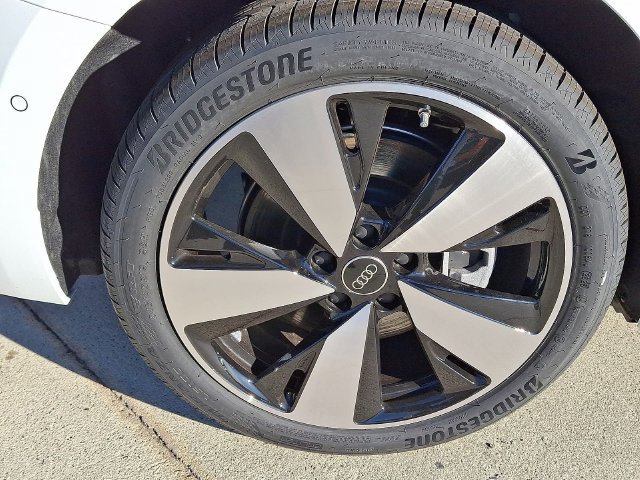 Used 2025 Audi A5 Premium w/ Convenience Package AWD/4WD image 5