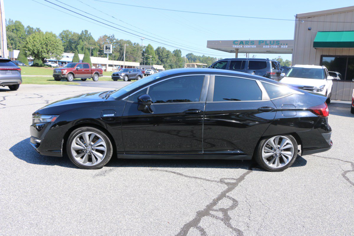 Used 2018 Honda Clarity Plug-In Hybrid image 2