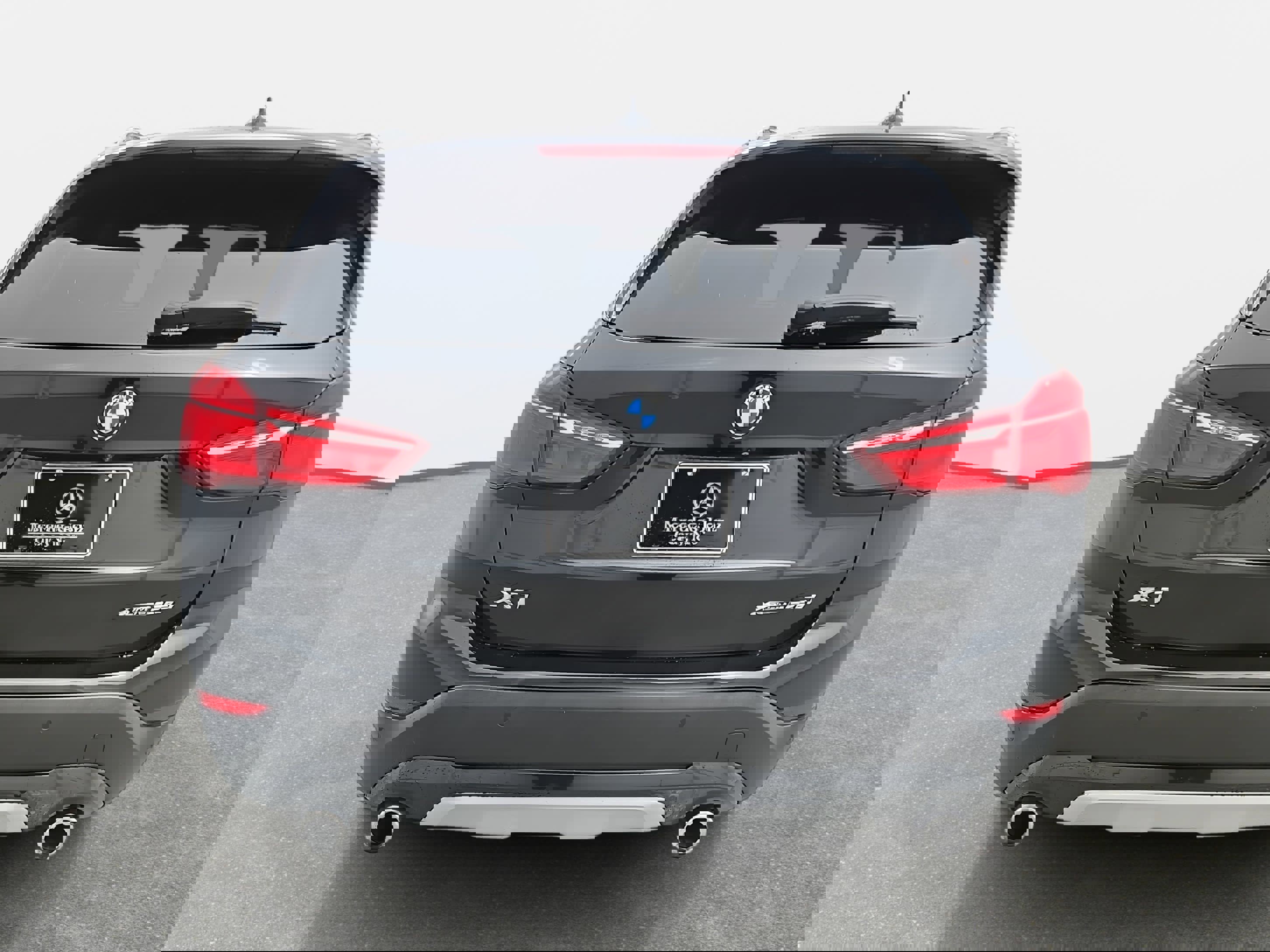 Used 2022 BMW X1 xDrive28i w/ Convenience Package image 6