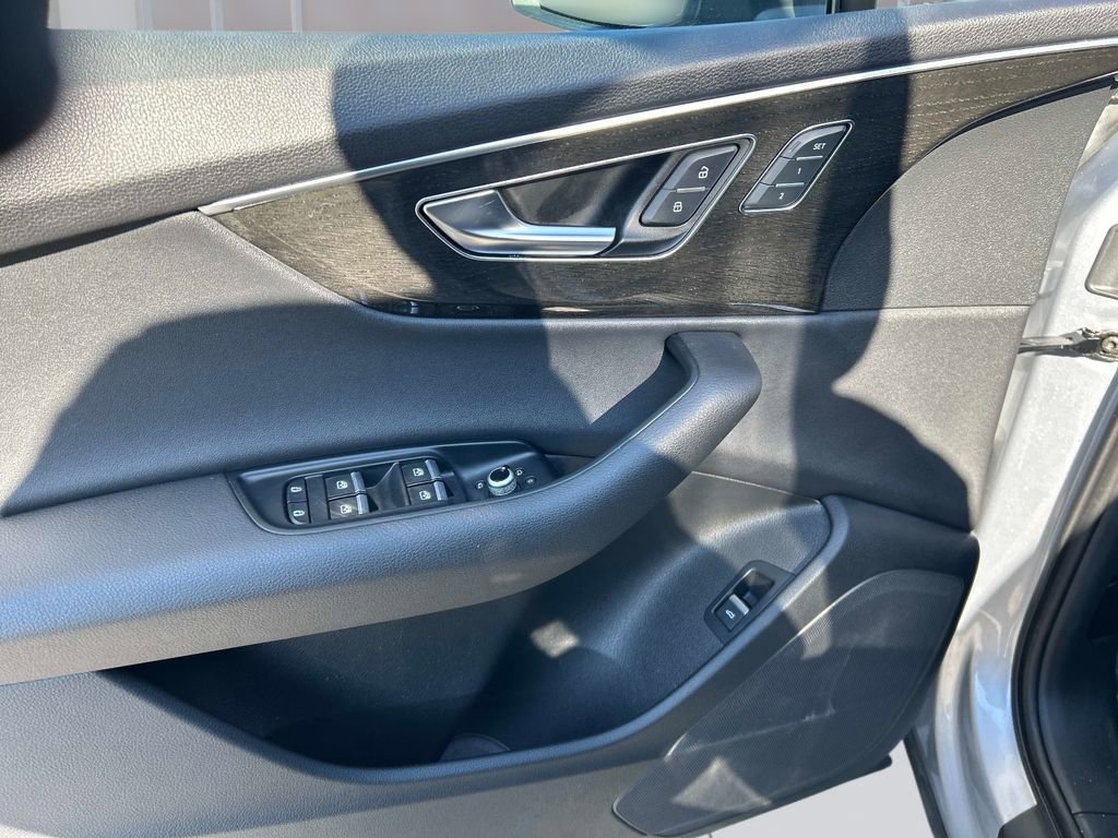 Used 2022 Audi Q7 3.0T Premium image 21