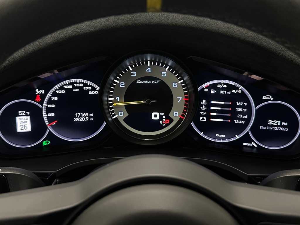 Used 2022 Porsche Cayenne Turbo GT image 27