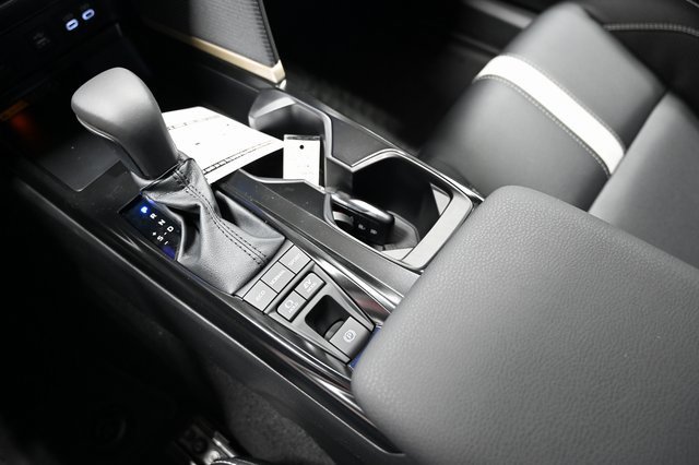 New 2026 Toyota Camry SE image 19