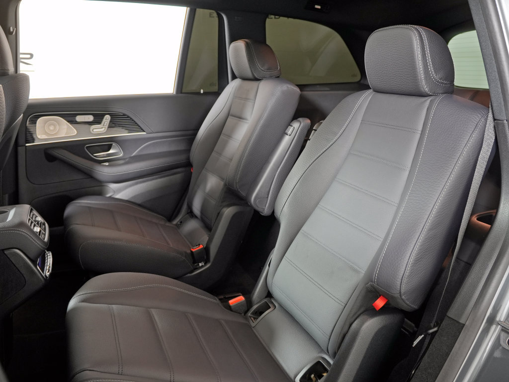 Certified 2024 Mercedes-Benz GLS 450 4MATIC image 33