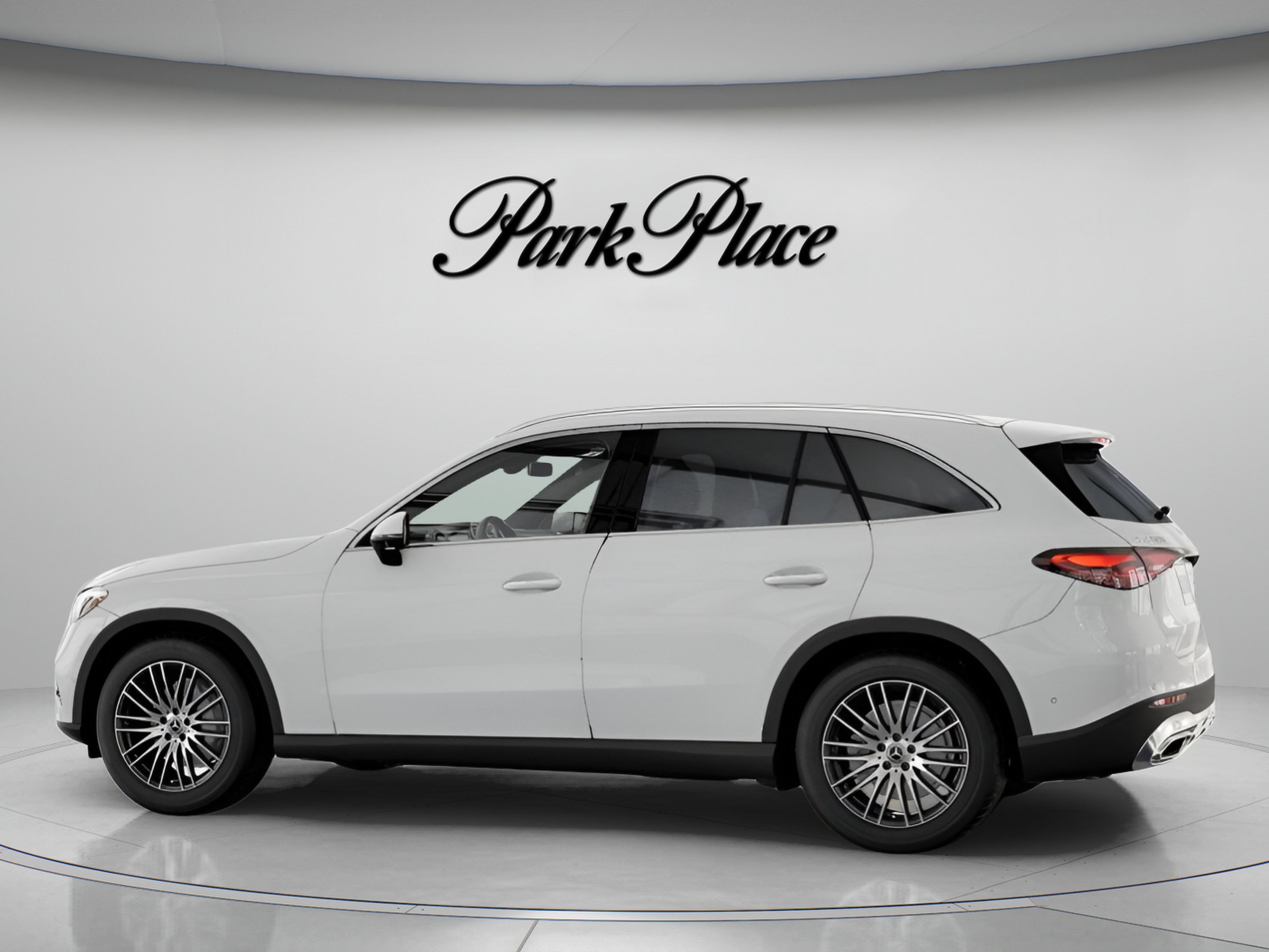 Certified 2026 Mercedes-Benz GLC 300 4MATIC image 9