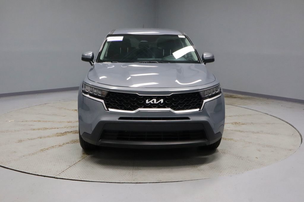 Used 2023 Kia Sorento LX FWD image 5