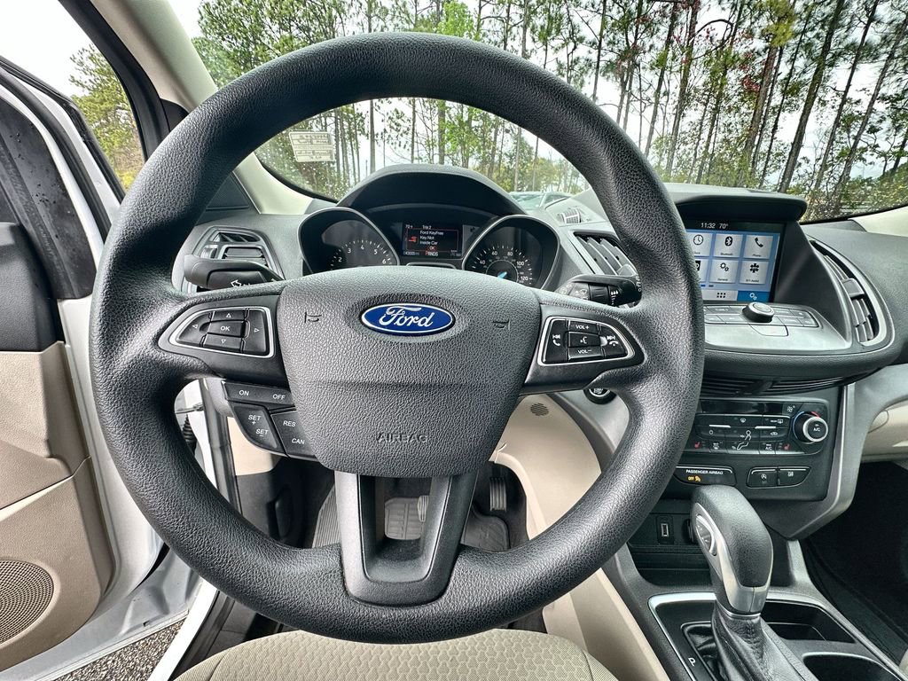 Used 2019 Ford Escape SE image 11