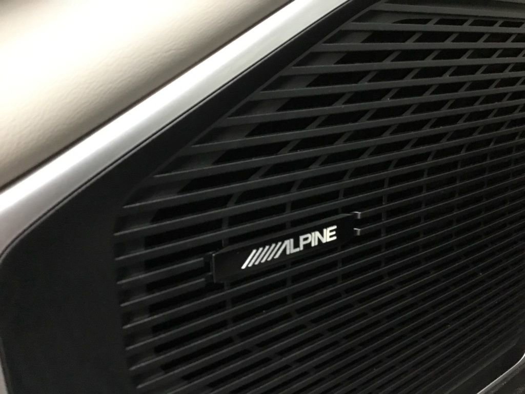 Used 2022 Jeep Wagoneer Series II AWD/4WD image 9