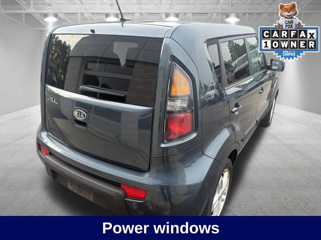 Used 2011 Kia Soul + w/ Audio Pkg FWD image 5